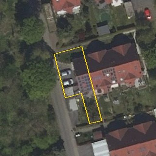 Luftbild Alte Lauchstädter Straße 18, 06217 Merseburg — Flurstück 152297027000120015__ mit Grundstücksgrenze