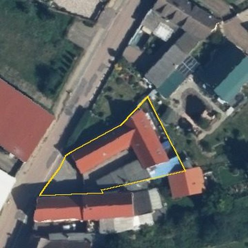 Luftbild Westdorfer Straße 8, 06456 Arnstein — Flurstück 151994005000470011__ mit Grundstücksgrenze