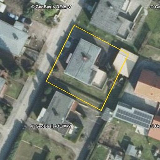Luftbild Douzettering 2, 18465 Tribsees — Flurstück 132695009001460035__ mit Grundstücksgrenze