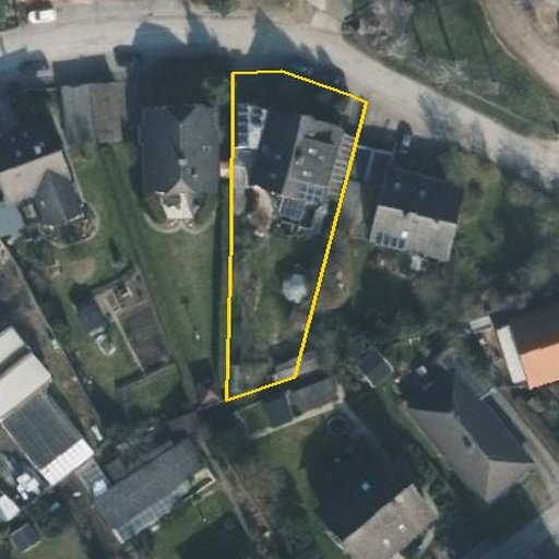 Luftbild Krugstraße 8, 31863 Coppenbrügge — Flurstück 034984002001040008__ mit Grundstücksgrenze