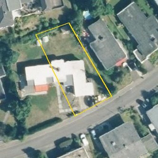 Luftbild Kreuzweg 43, 35423 Lich — Flurstück 06131500101445______ mit Grundstücksgrenze