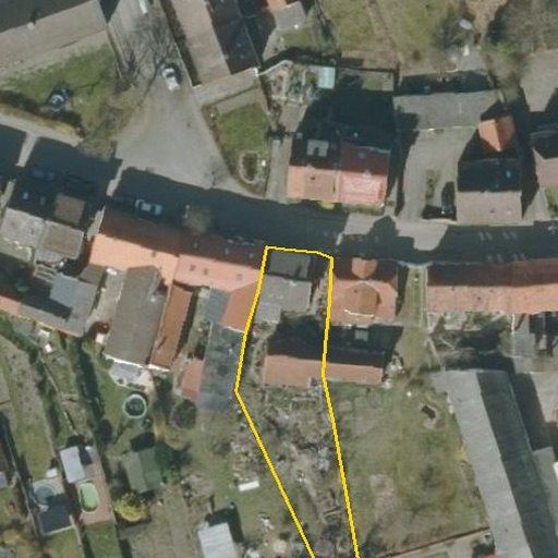 Luftbild Renne 7, 38154 Königslutter am Elm — Flurstück 561/1 mit Grundstücksgrenze