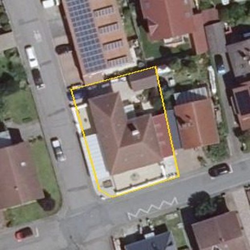 Luftbild Freiherr-von-Dachroth-Straße 16, 55288 Udenheim — Flurstück 073754001002890013__ mit Grundstücksgrenze