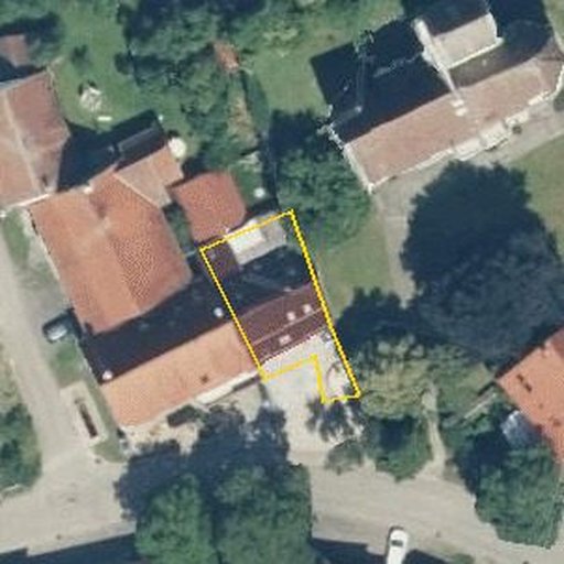Luftbild Kirchstraße 23, 72348 Rosenfeld — Flurstück 140 mit Grundstücksgrenze